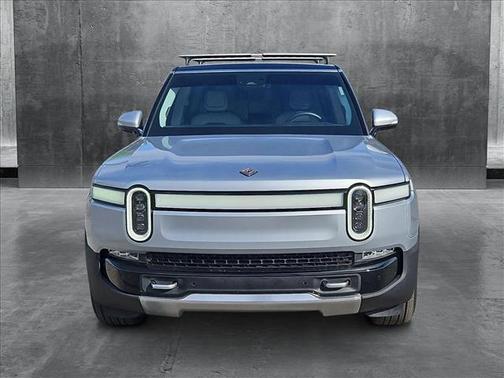 2023 Rivian R1S Adventure