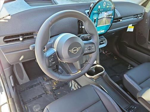 2025 MINI Hardtop Cooper