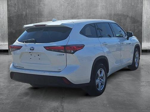 2020 Toyota Highlander Hybrid LE