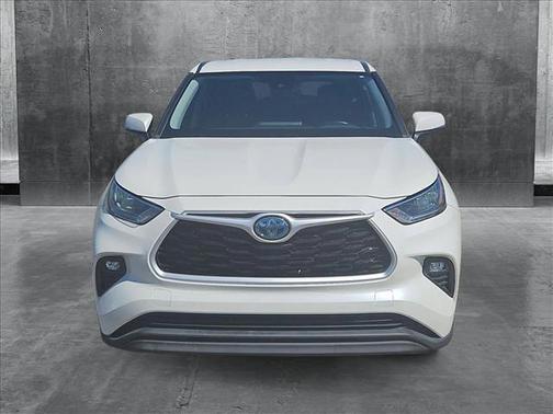 2020 Toyota Highlander Hybrid LE
