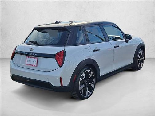 2025 MINI Hardtop Cooper