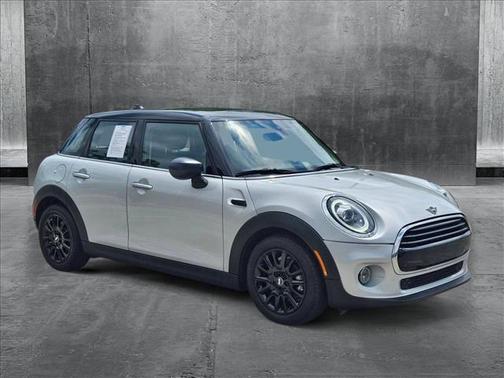 2021 MINI Hardtop Cooper