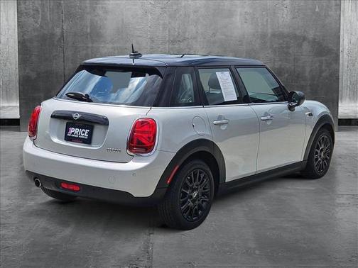 2021 MINI Hardtop Cooper