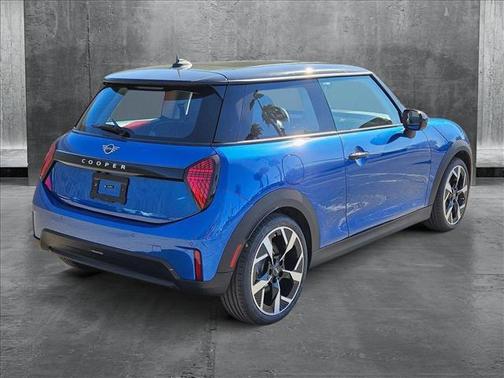 2025 MINI Hardtop Cooper