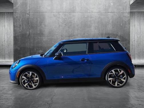 2025 MINI Hardtop Cooper