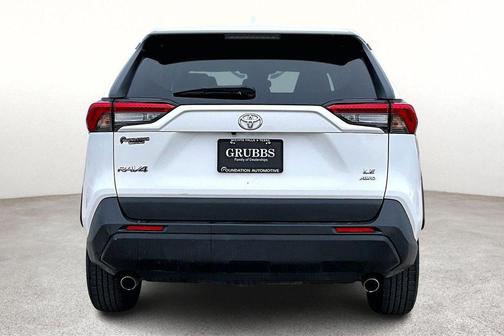 Lunar Rock/Ice Edge Roof 2022 Toyota RAV4 LE