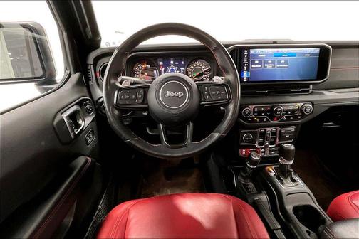 Black Clearcoat 2024 Jeep Wrangler Rubicon 392