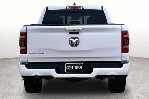 Ivory White Tri-Coat Pearlcoat 2021 RAM 1500 Limited