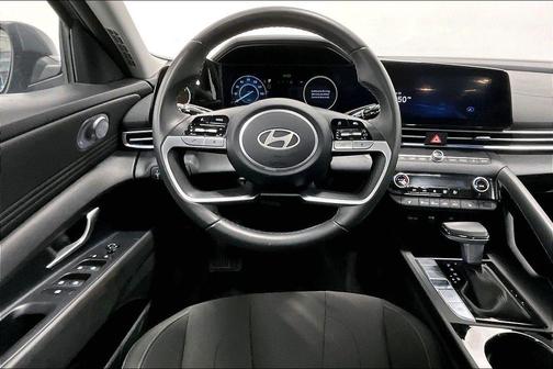 Ecotronic Gray 2025 Hyundai ELANTRA SEL