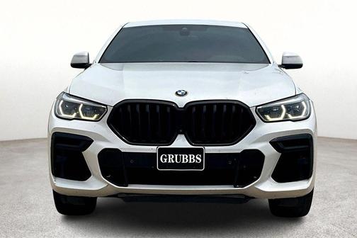 2022 BMW X6 M50i