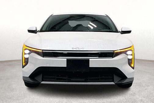 Snow White Pearl 2025 Kia K4 EX