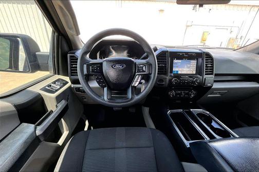 Magnetic 2017 Ford F-150 XL