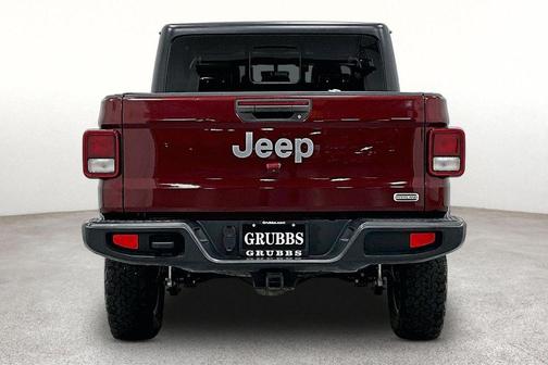 Snazzberry Pearlcoat 2021 Jeep Gladiator Overland