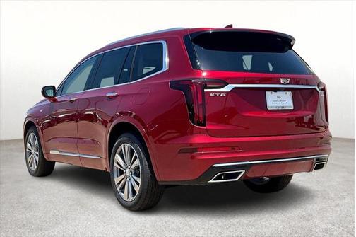 2025 Cadillac XT6 Premium Luxury FWD