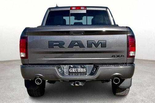 2018 RAM 1500 Night Crew Cab 4x4 5'7' Box