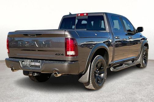 2018 RAM 1500 Night Crew Cab 4x4 5'7' Box