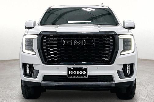 White Frost Tricoat 2023 GMC Yukon XL Denali Ultimate