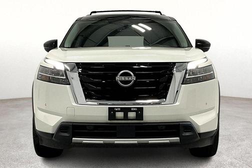 2024 Nissan Pathfinder SL 4WD