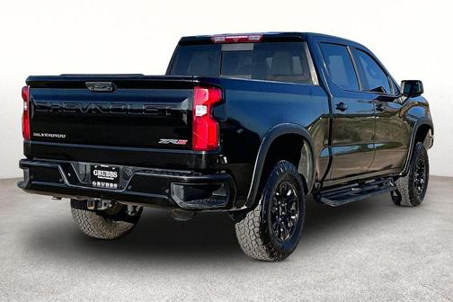 Black 2022 Chevrolet Silverado 1500 ZR2