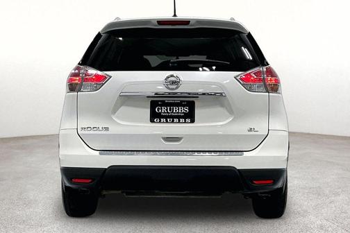 Pearl White 2015 Nissan Rogue SL