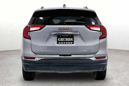 Sterling Metallic 2023 GMC Terrain AWD AT4
