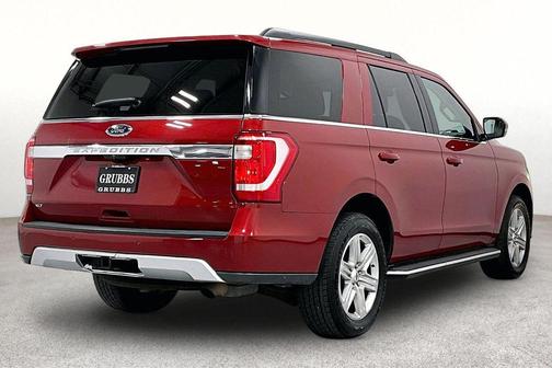 Rapid Red Metallic Tinted Clearcoat 2020 Ford Expedition XLT