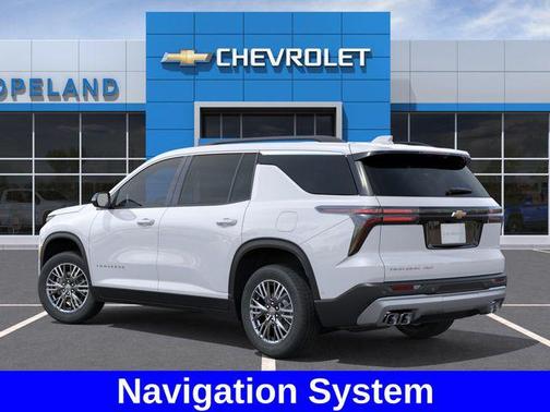 Summit White 2026 Chevrolet Traverse LT