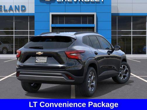 Mosaic Black Metallic 2026 Chevrolet Trax LT
