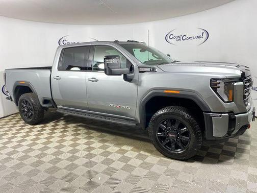 2025 GMC Sierra 2500 AT4