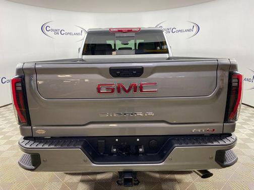 2025 GMC Sierra 2500 AT4