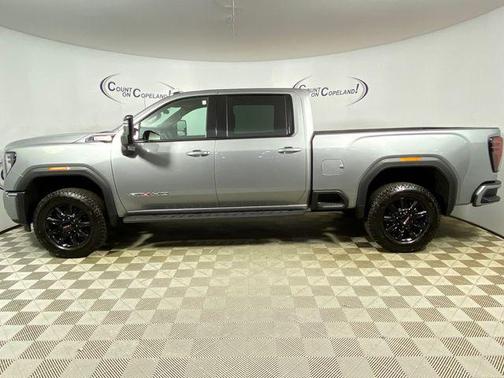 2025 GMC Sierra 2500 AT4