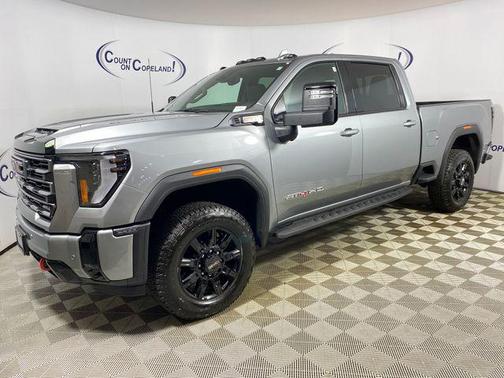 2025 GMC Sierra 2500 AT4