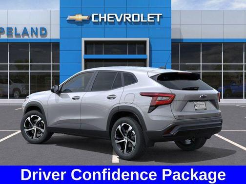 Sterling Gray Metallic 2026 Chevrolet Trax FWD 1RS
