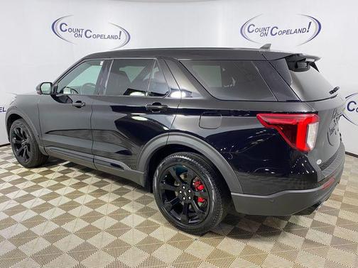 2021 Ford Explorer ST