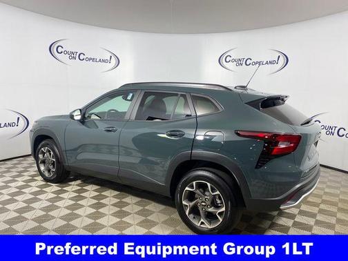 2025 Chevrolet Trax LT