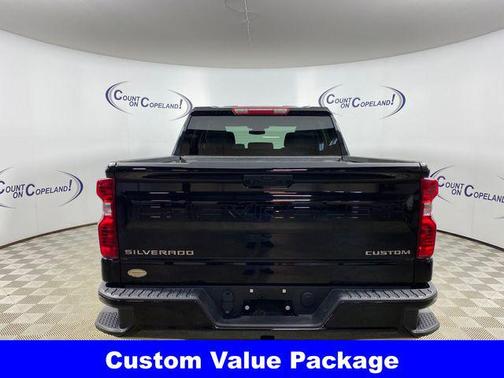 2025 Chevrolet Silverado 1500 Custom