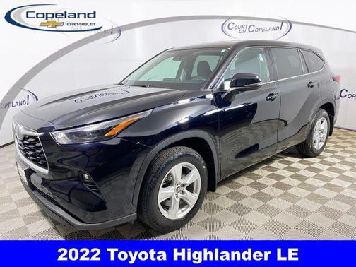 2022 Toyota Highlander LE
