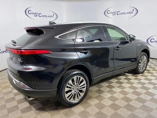 2021 Toyota Venza XLE