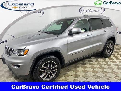 2020 Jeep Grand Cherokee Laredo
