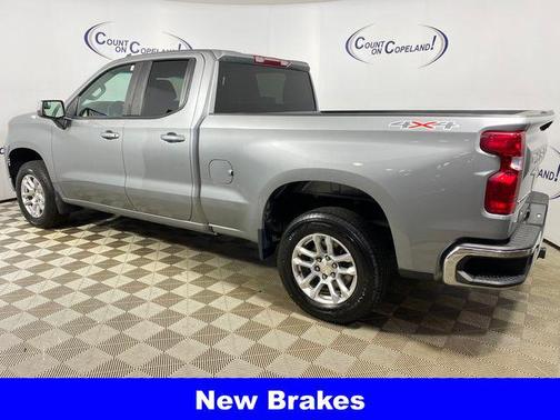 Sterling Gray Metallic 2023 Chevrolet Silverado 1500 LT