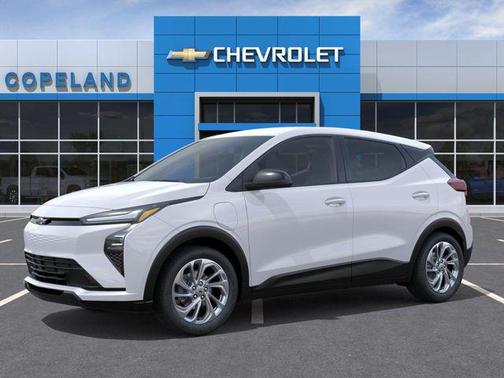 Summit White 2027 Chevrolet Bolt LT FWD