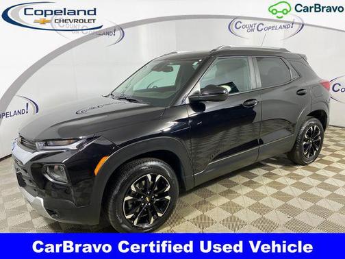 Mosaic Black Metallic 2023 Chevrolet Trailblazer LT