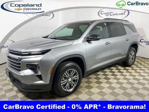 2025 Chevrolet Traverse LT