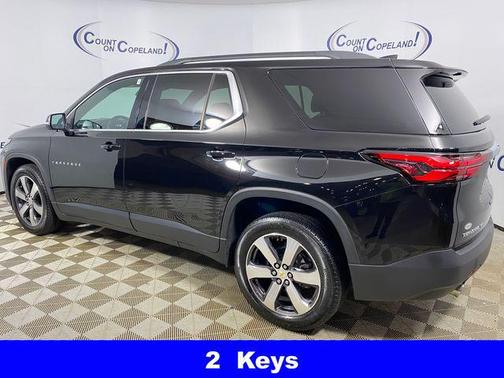 2023 Chevrolet Traverse LT Leather