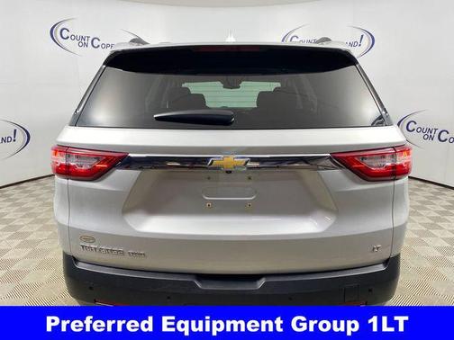 Silver Ice Metallic 2019 Chevrolet Traverse LT Cloth