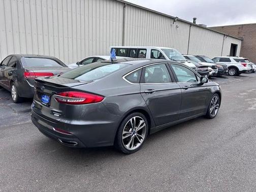 2019 Ford Fusion TITANIUM