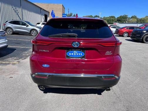2022 Toyota Venza XLE