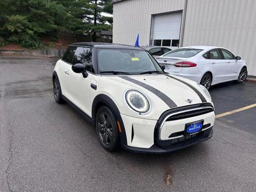 2023 MINI Hardtop COOPER