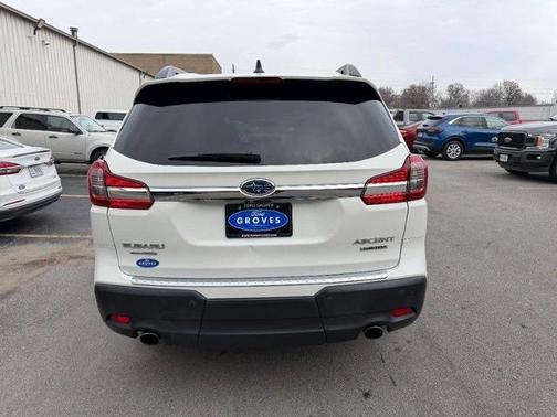 2020 Subaru Ascent LIMITED 8-PASSENGER