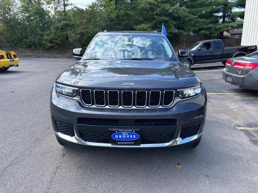 2023 Jeep Grand Cherokee LAREDO